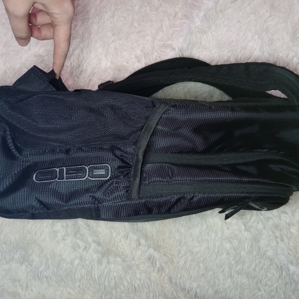OGIO Charcoal Men's Backpack - Picture 4 of 4
